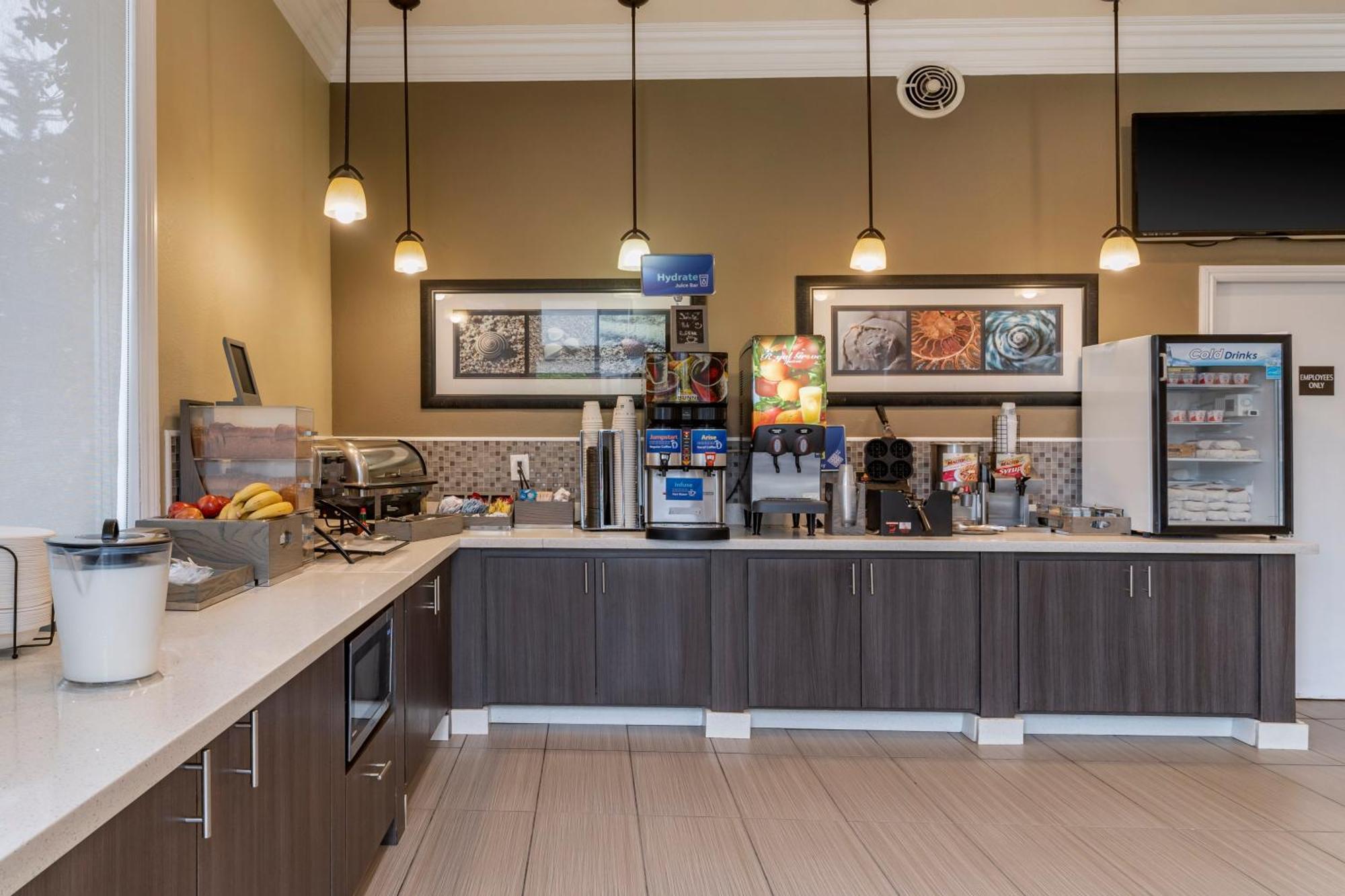 Best Western Carmel'S Town House Lodge Eksteriør bilde